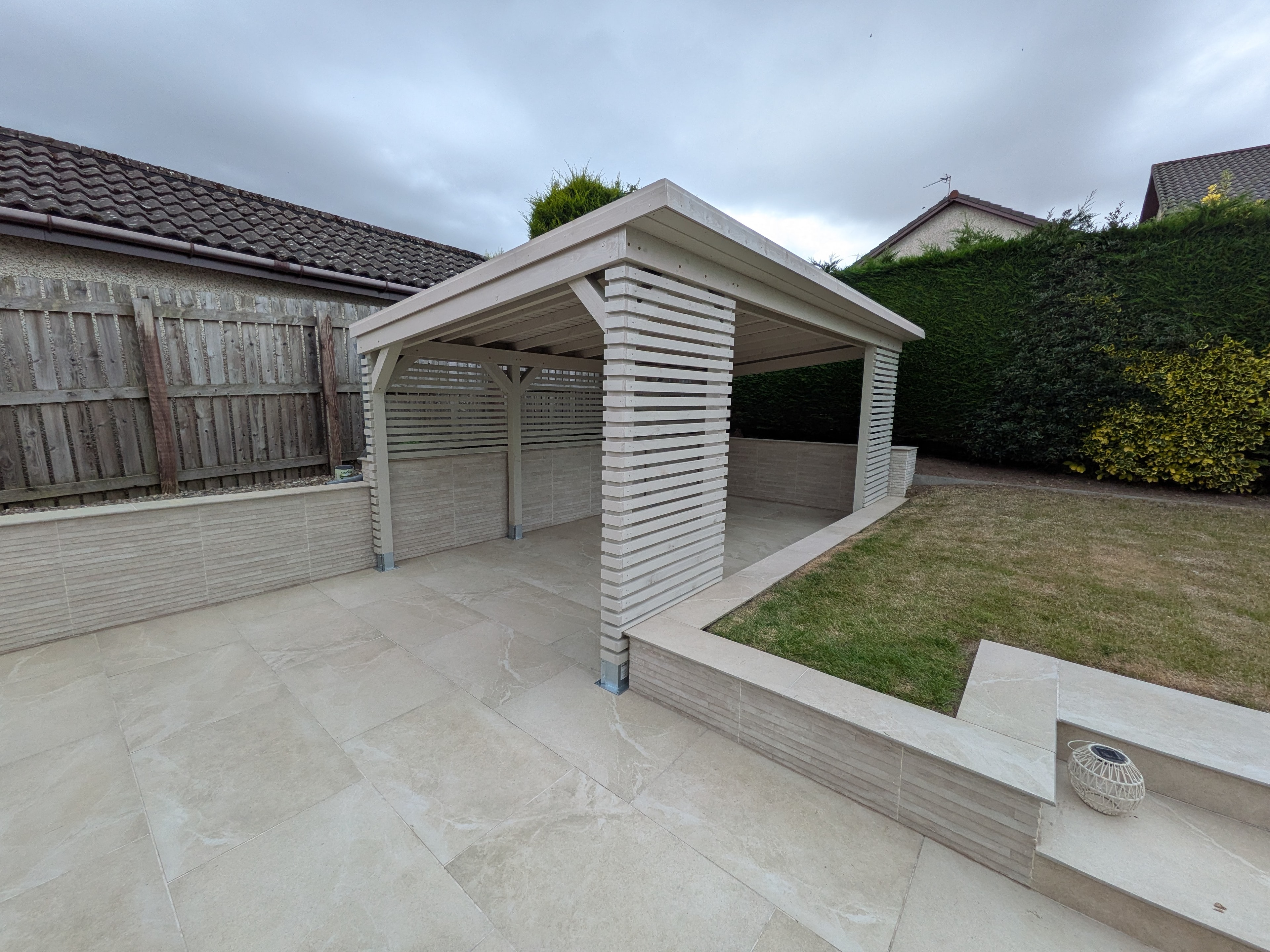 Bespoke garden pavilion build